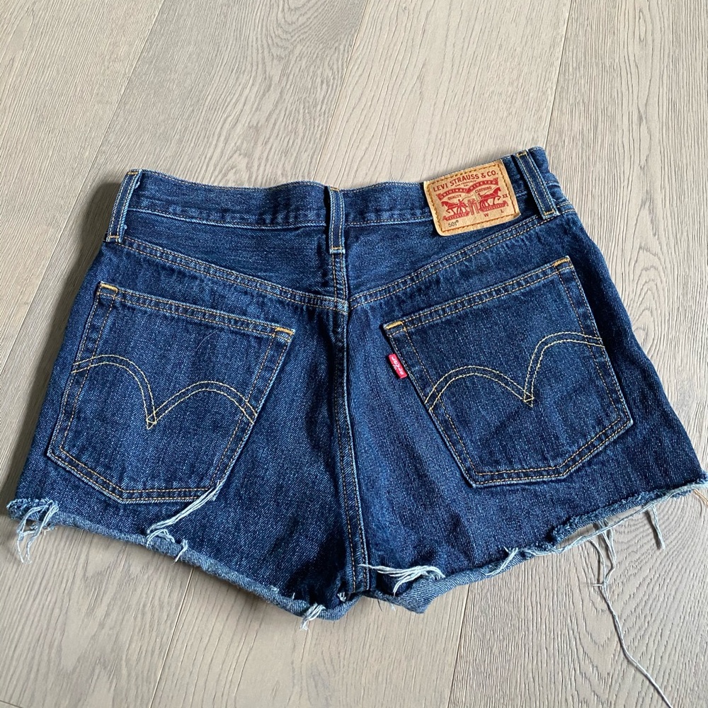 Levi’s Jean Short - Picture 3 of 3